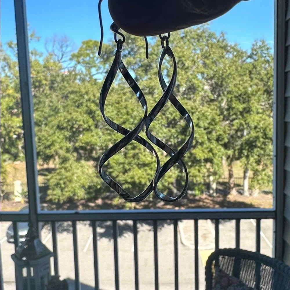Modern Elegant Silver Twisted Drop Earrings - Picture 3 of 4